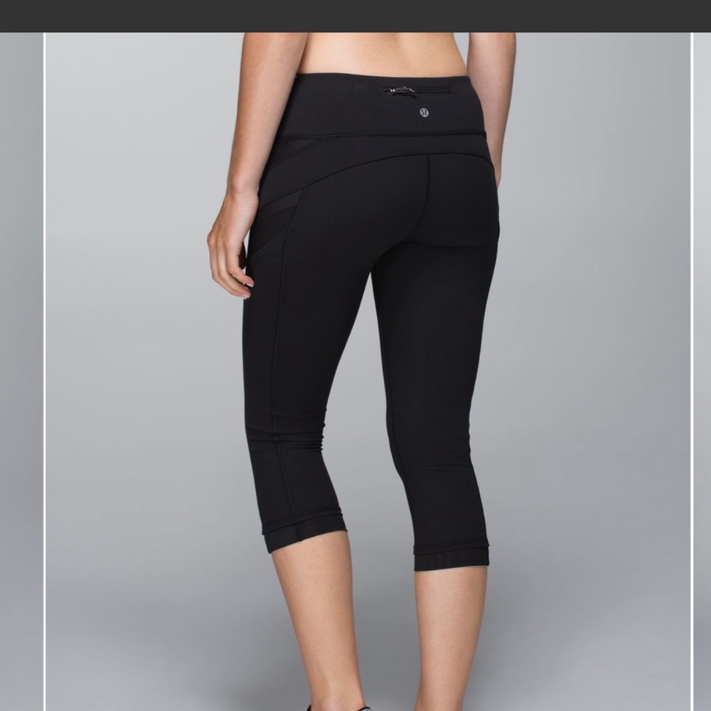 Lululemon Crop Leggings w/ Pockets
